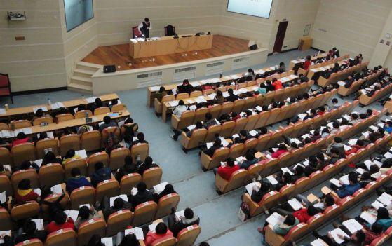 高校“婚姻恋爱学”成爆款？